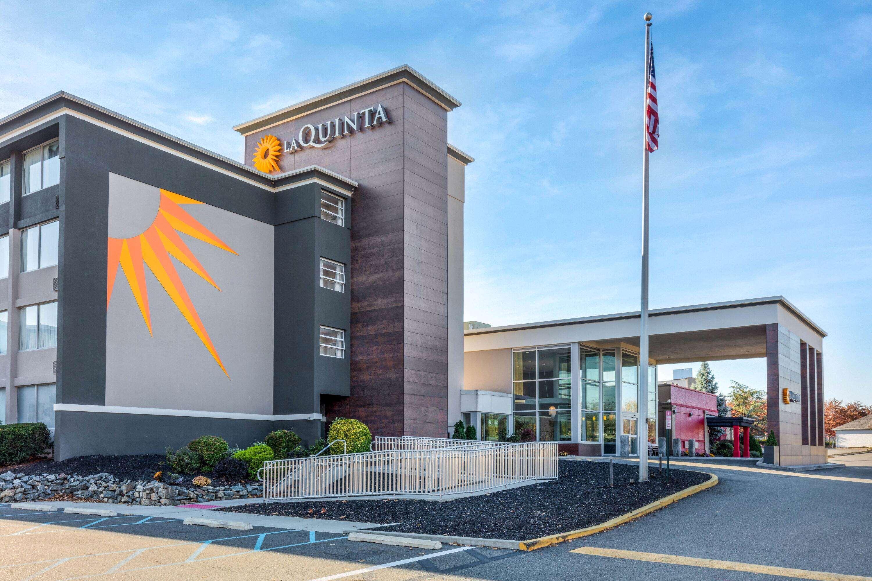 La Quinta By Wyndham Clifton/Rutherford Ngoại thất bức ảnh
