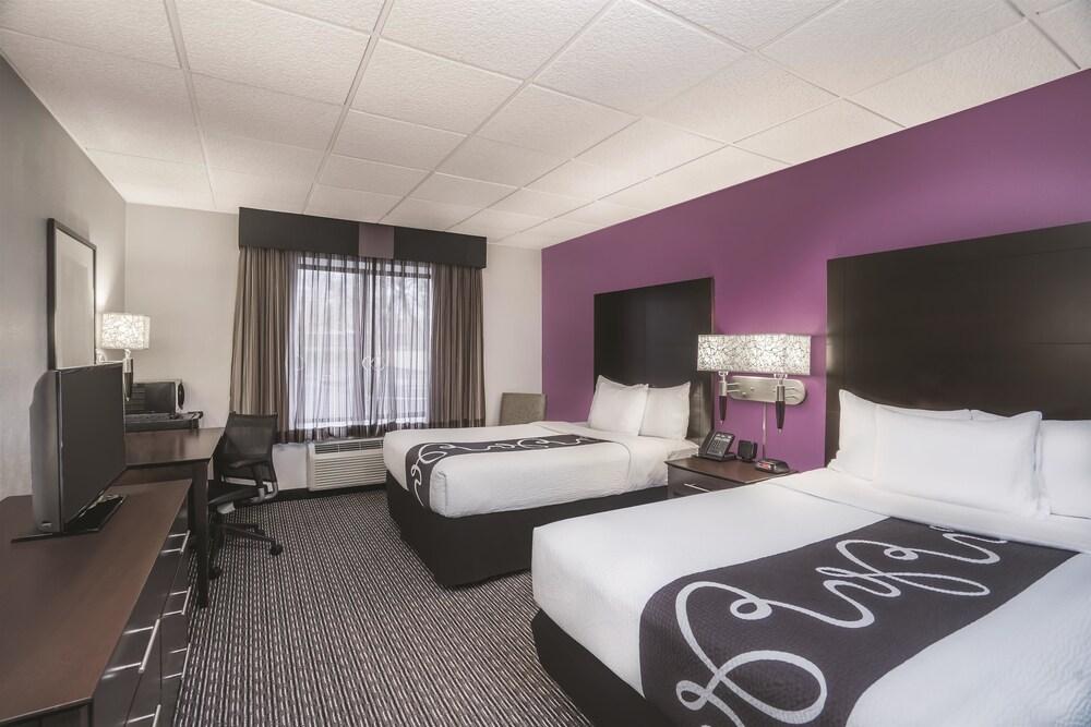 La Quinta By Wyndham Clifton/Rutherford Ngoại thất bức ảnh