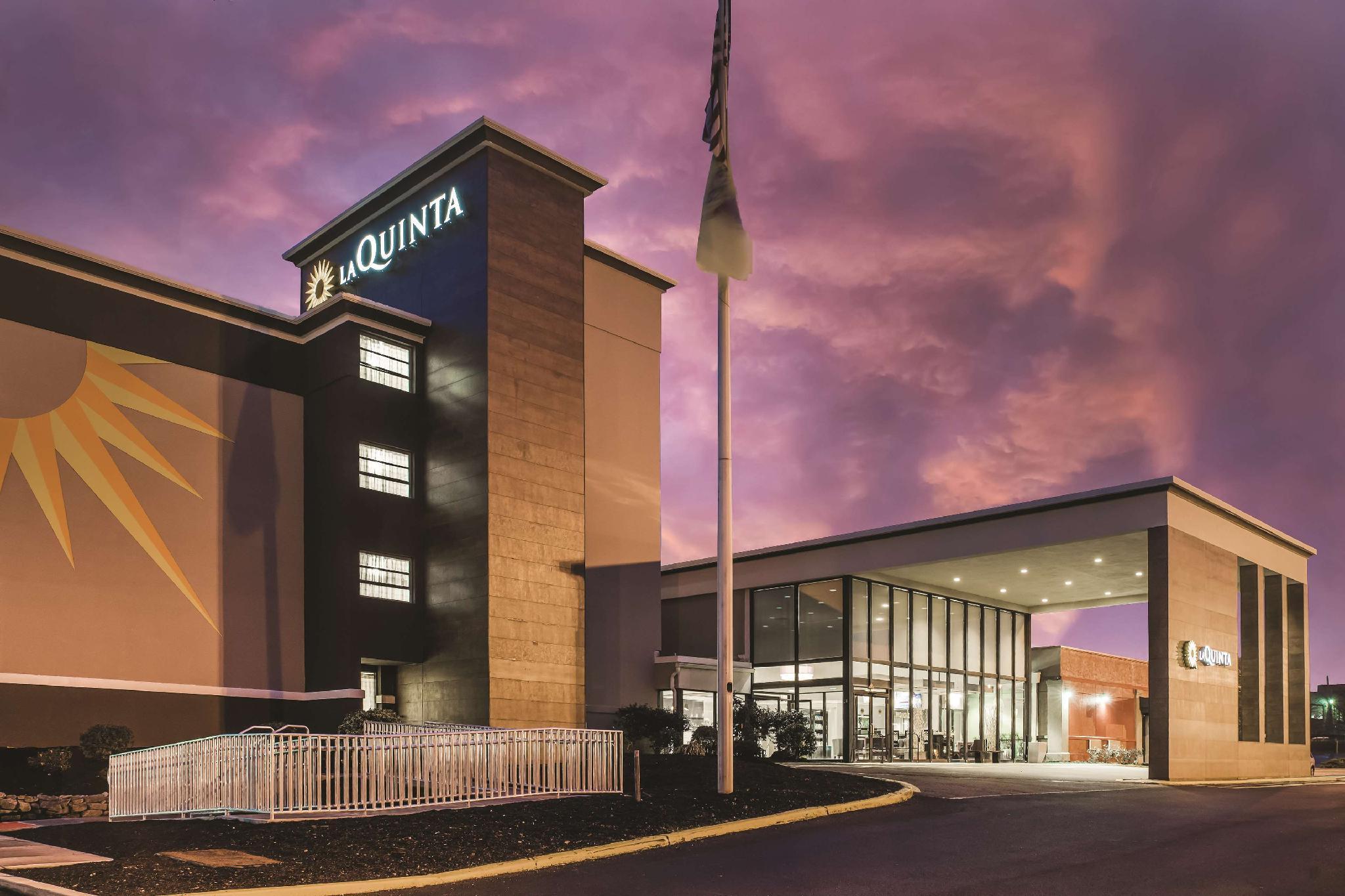 La Quinta By Wyndham Clifton/Rutherford Ngoại thất bức ảnh