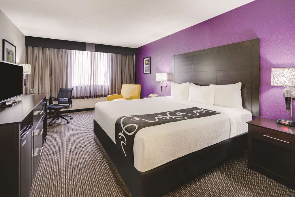 La Quinta By Wyndham Clifton/Rutherford Phòng bức ảnh