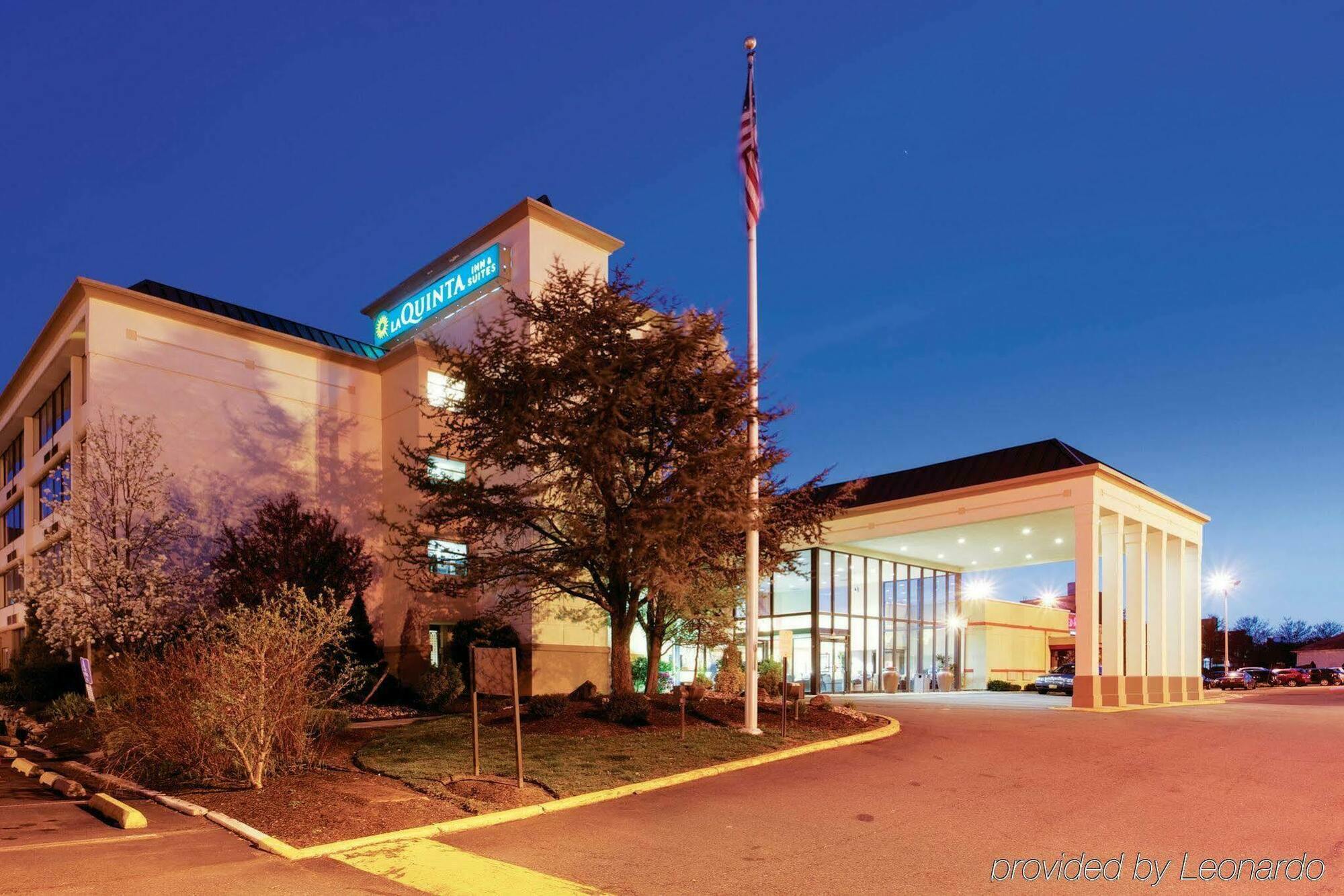 La Quinta By Wyndham Clifton/Rutherford Ngoại thất bức ảnh